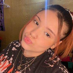 Meet your Posher, Allyson